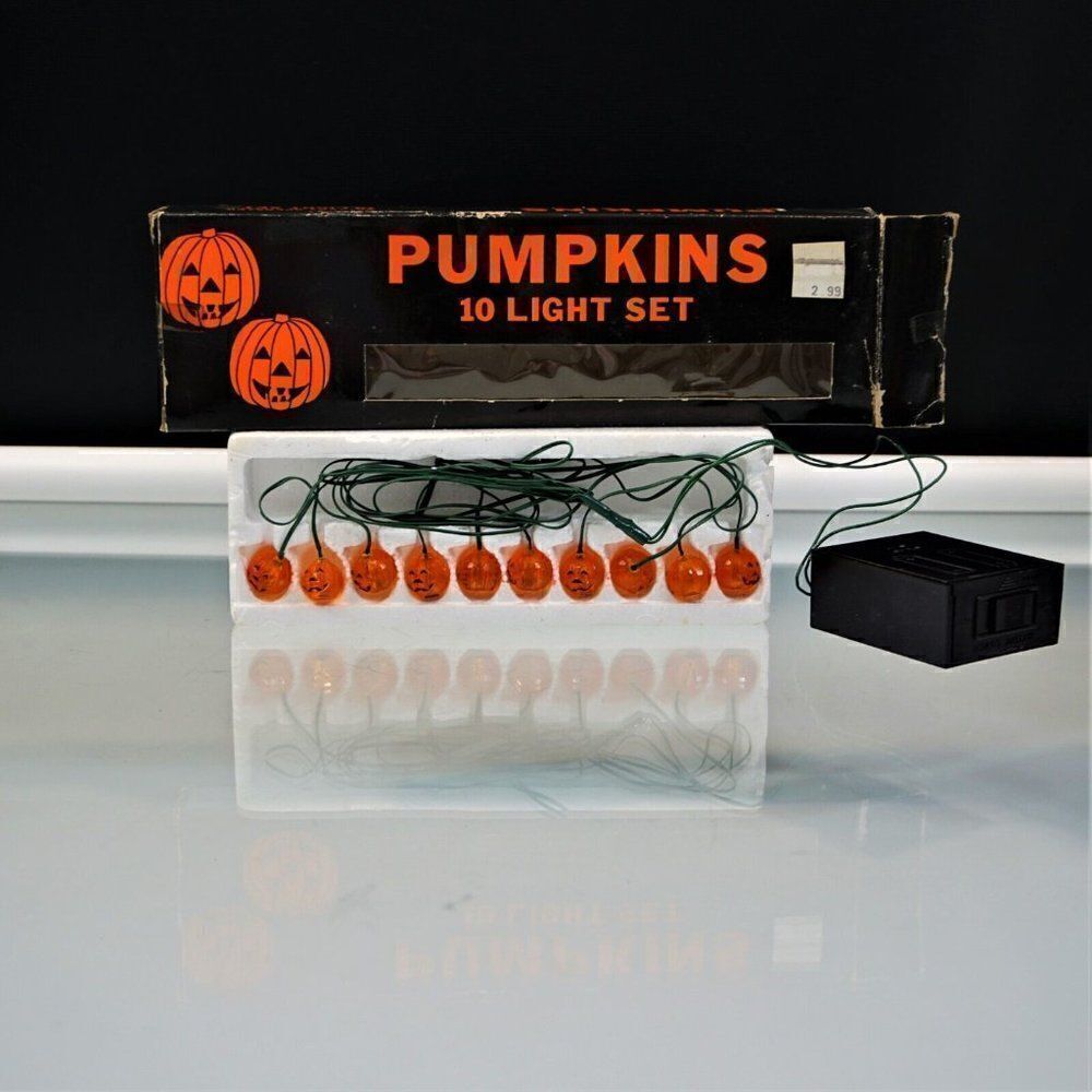 Set of 10 Vintage Jack O Lantern Pumpkin Blow Mold String Lights NOT WORKING